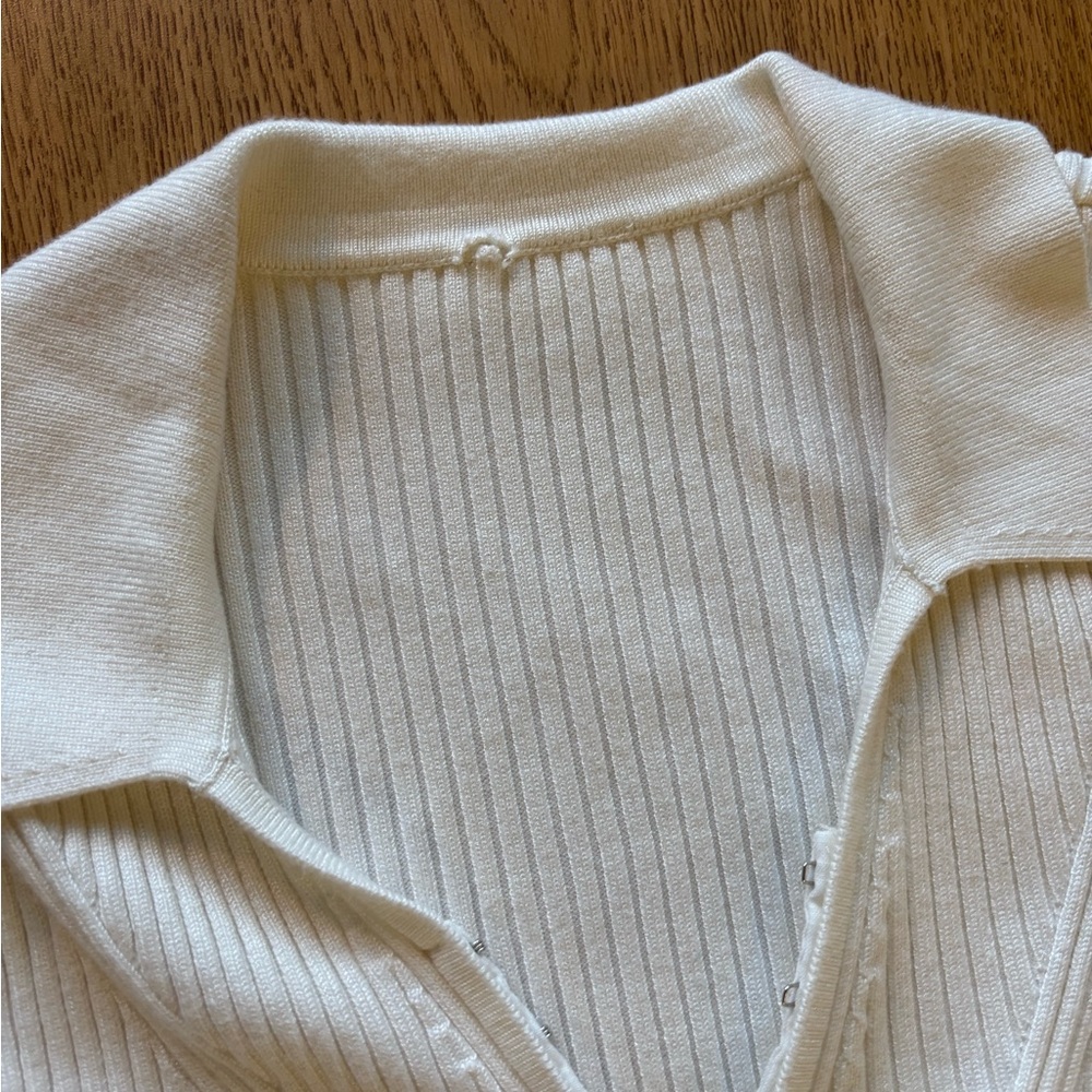 LAST CHANCE!! - Women's Brandy Melville Ribbed Long Sleeve Bodysuit - Picture 3 of 7